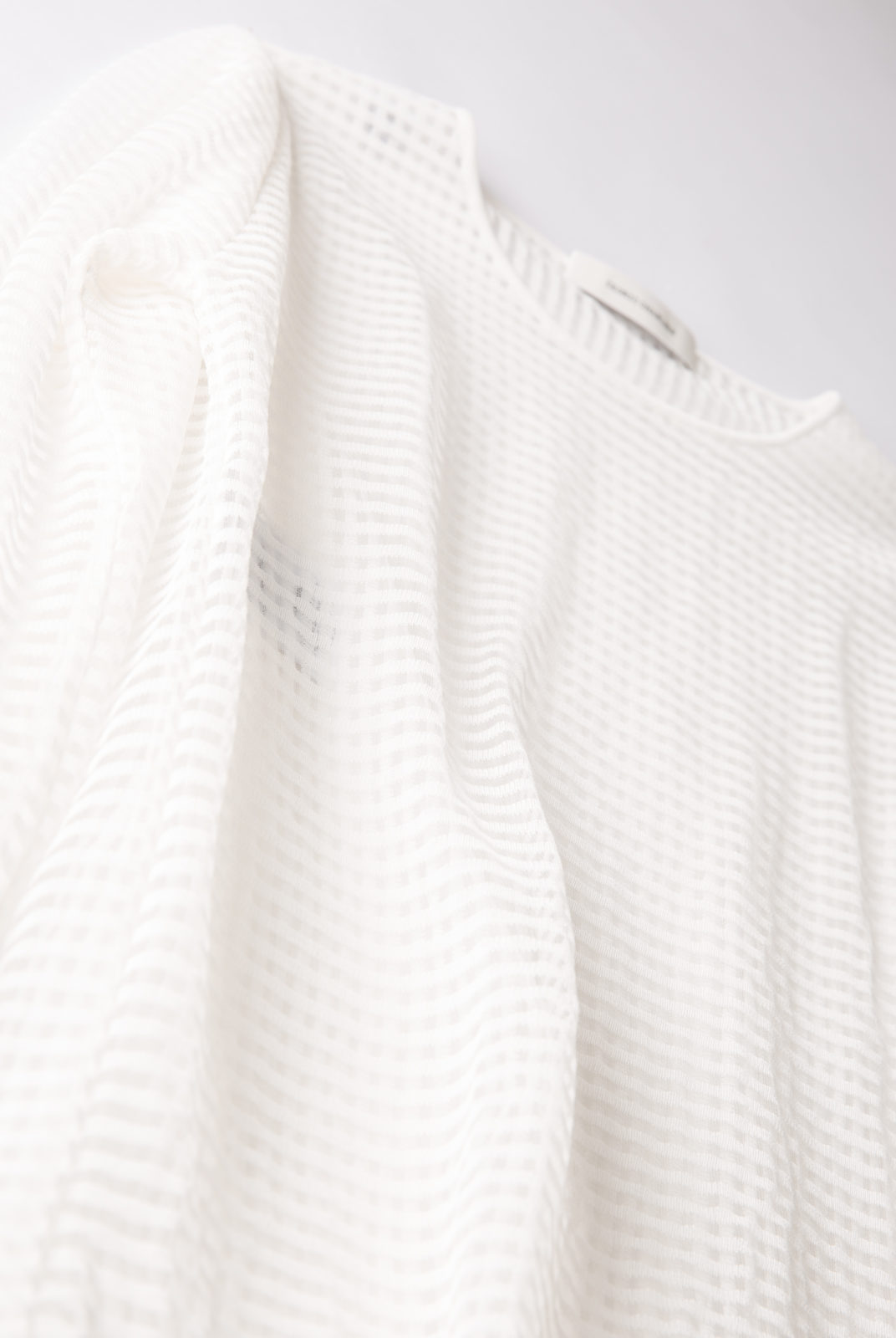 pull, blanc, transparent, petits carreaux, graphique, Cédric Charlier